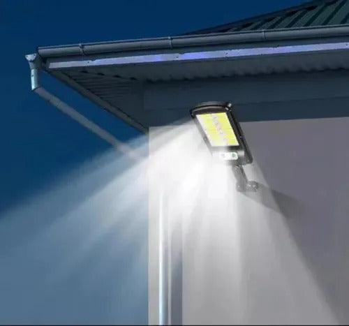 EcoLuz™ – Ilumina sin pagar luz -Foco LED con Sensor y Energía Solar